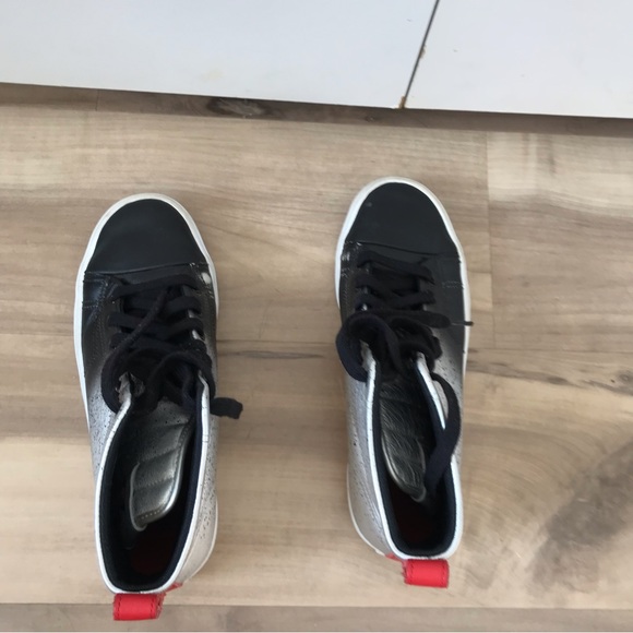 Black and Grey Adidas High Top with hint of Red - Picture 4 of 6